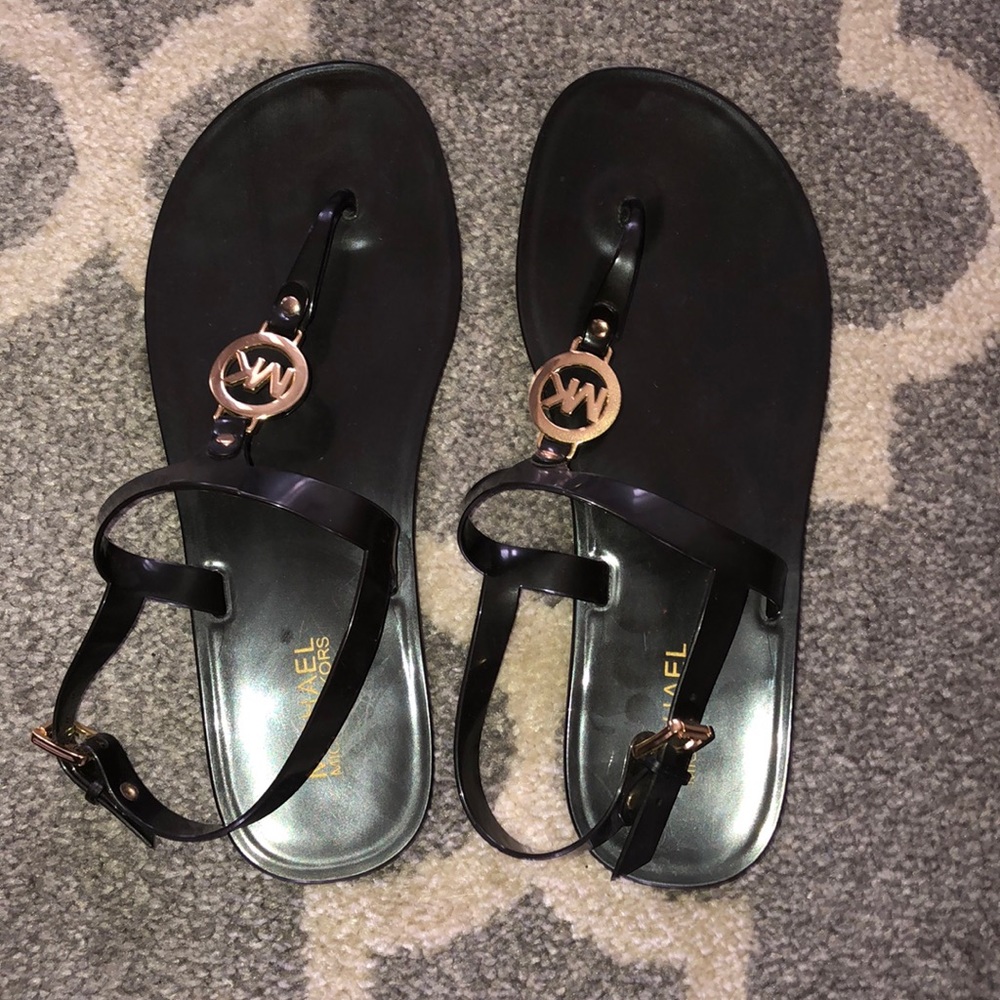 Michael Kors Sandal-EUC